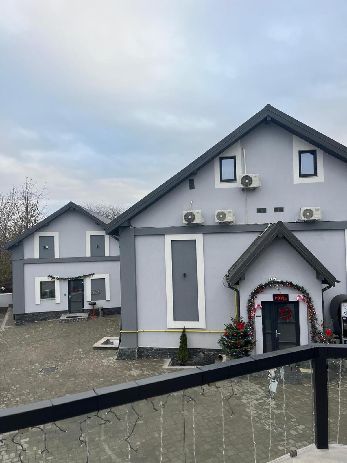 Grey Boutique Hotel Palas Iasi Exteriör bild